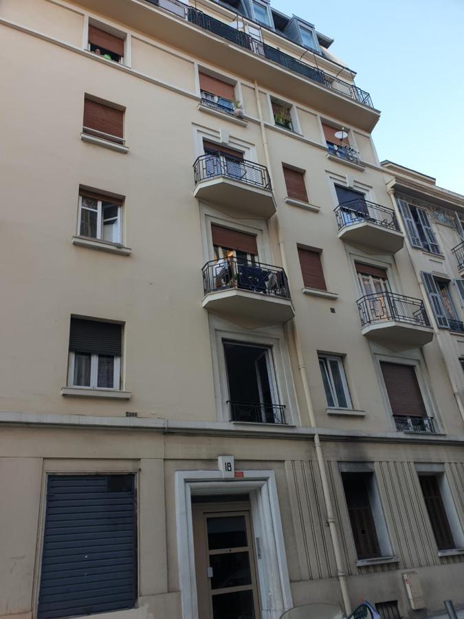 F1 Mezzanine Centre Nice, 1 à 4 Personnes, Quartier Libération Appartamento